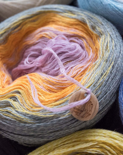 -45% Lana Grossa | Shades of Merino Cotton | 200г