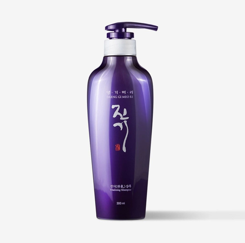 Восстанавливающий шампунь для ослабленных волос Daeng Gi Meo Ri Vitalizing Shampoo