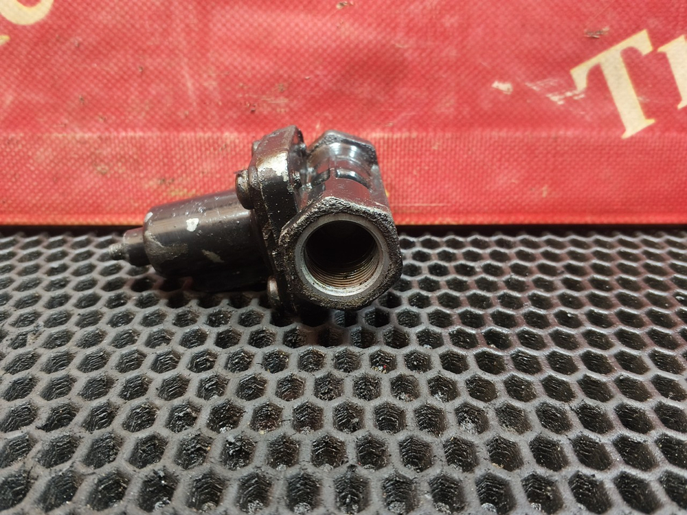 Клапан перепускной