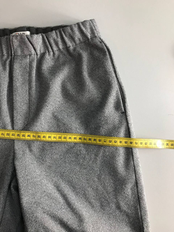 Брюки Ostin в классическом дизайне, маркировка S, визуально на 44 размер