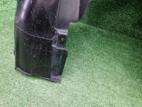 Подкрылок передний правый Volvo XC40 (2017-2022)