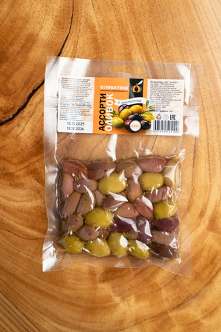 Оливки ассорти с косточкой 120 г