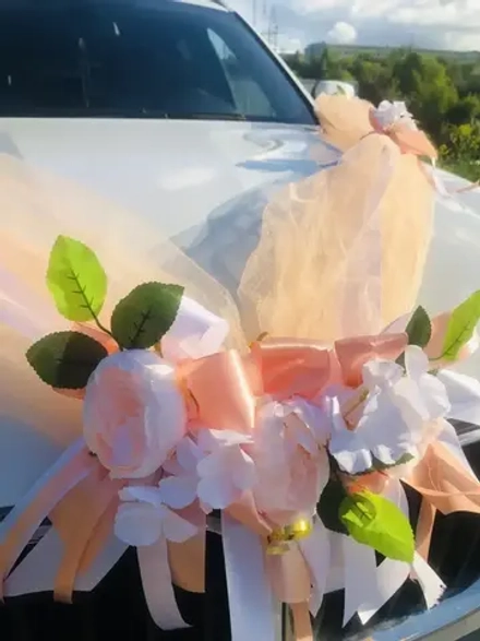 лента на автомобиль