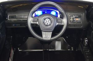 Детский электромобиль River Toys VOLKSWAGEN TOUAREG черный фото №10
