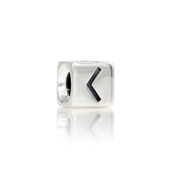 Шарм куб с руной Кеназ - подвеска из серебра 925 пробы, фото 1