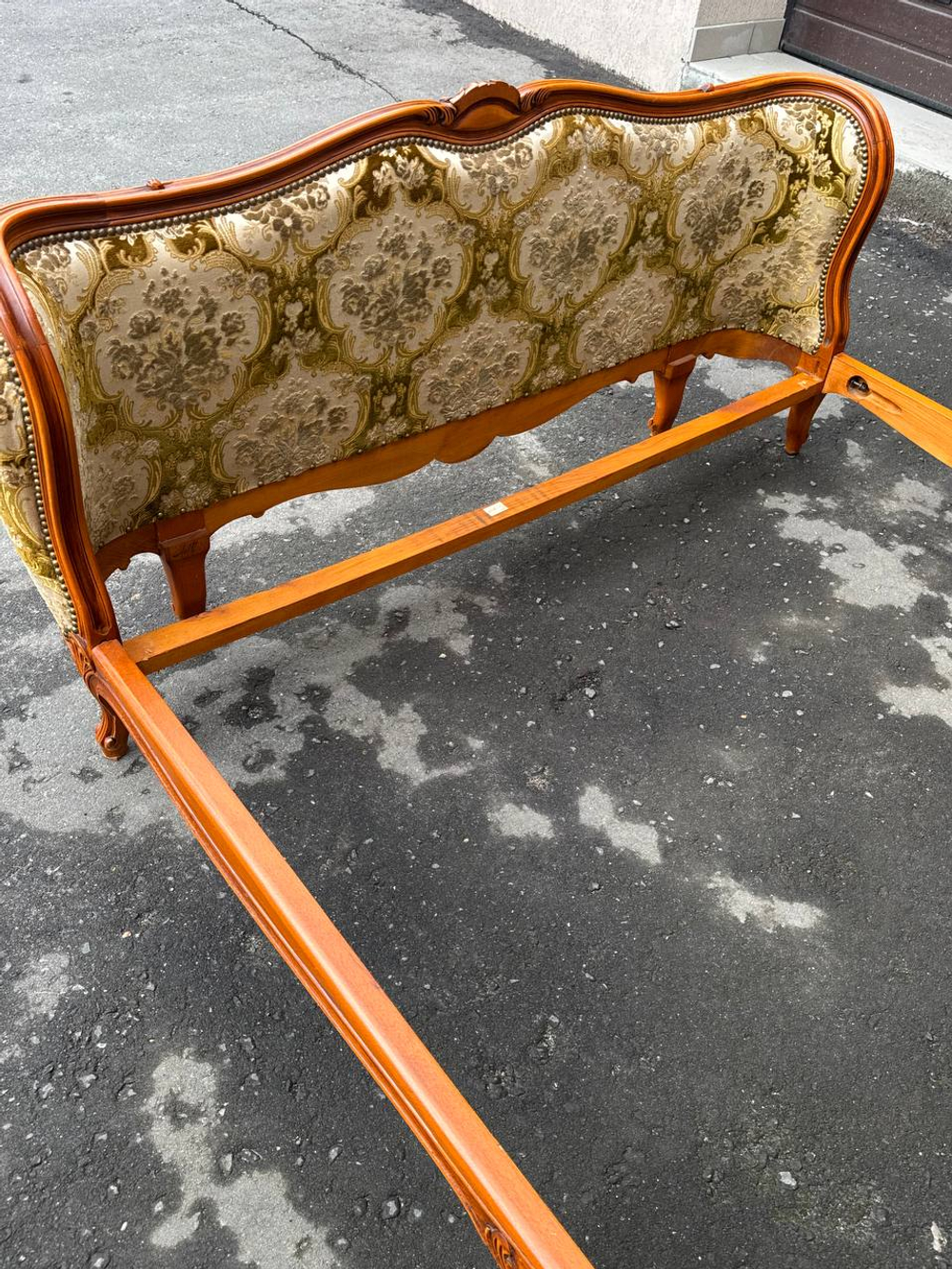 Кровать односпальная 140×190