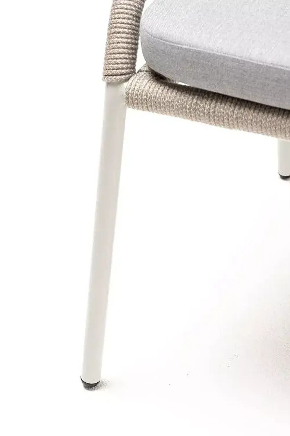 "Милан" стул плетеный из роупа, каркас алюминий светло-серый (RAL7035) муар, роуп серый меланж круглый, ткань светло-серая