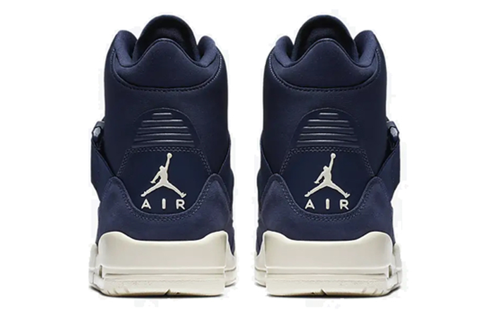 Кроссовки Jordan Air Jordan 3 Retro Explorer Xx Midnight Navy Light Cream (Женская размерная сетка)