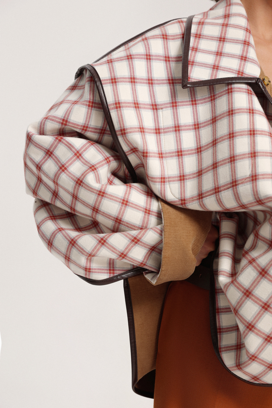 Бомбер двусторонний из вельвета