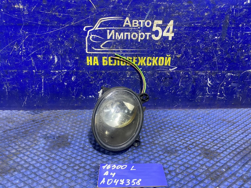 Туманка левая AUDI A4 2008-2012