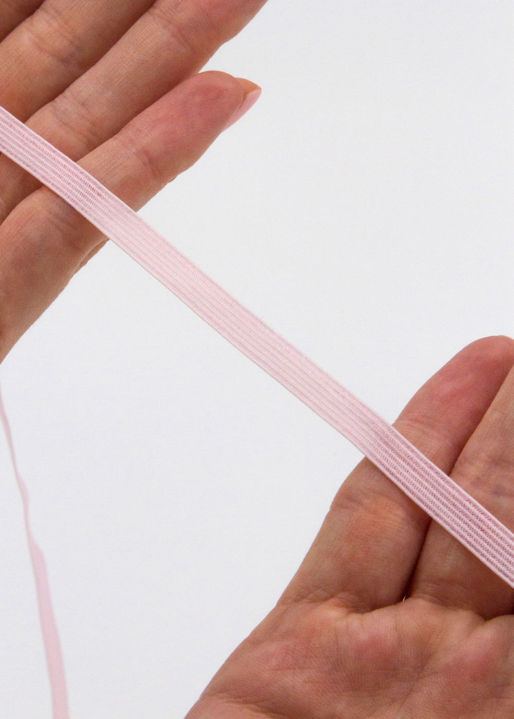 Резинка узкая бельевая нежно-розовая ширина 6 мм
