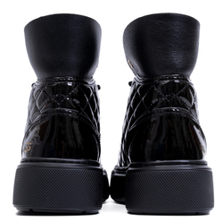 UGG Shanti Black