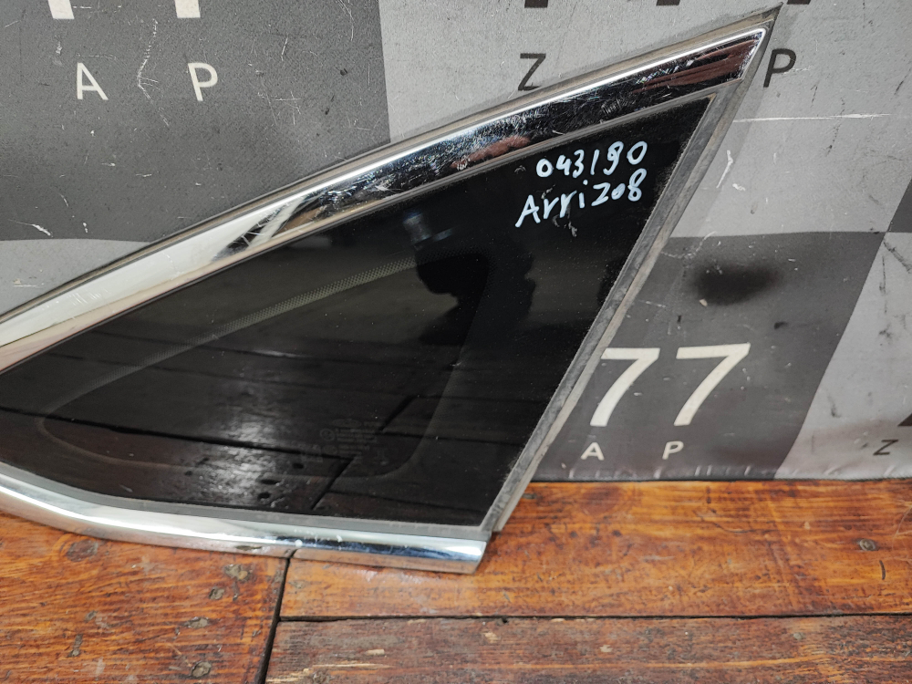 Стекло заднее правое глухое Chery Arrizo 8 22-нв Б/У Оригинал 555000242AA