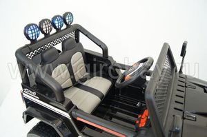 Детский электромобиль River Toys Jeep T008TT черный