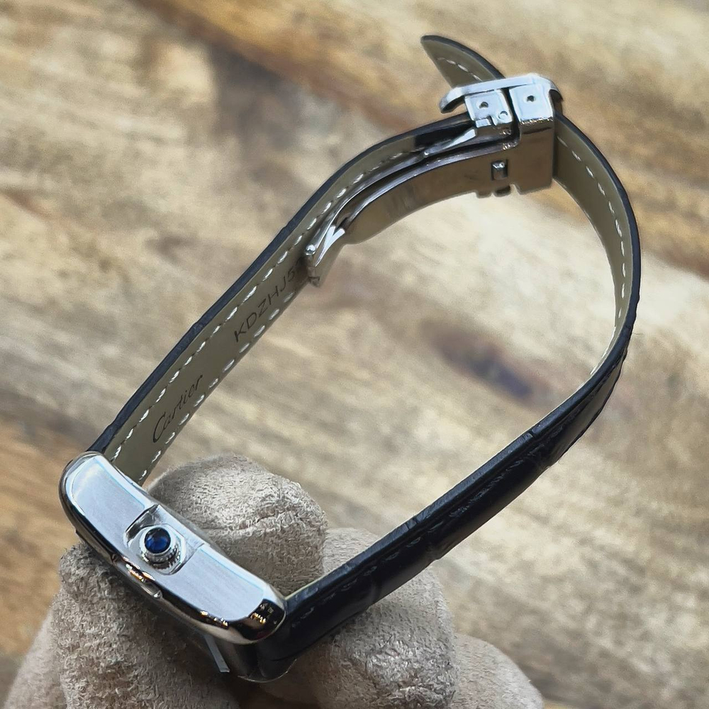 Часы Cartier