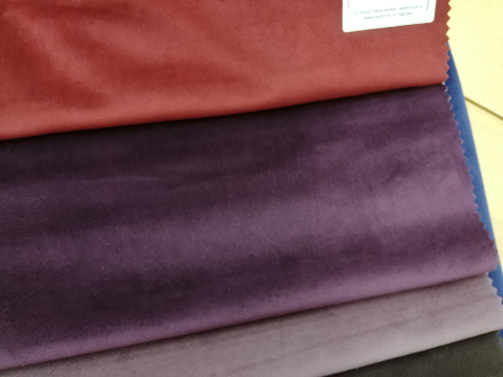 Велюр Manhattan (Манхэттен) 24 Венгерская слива