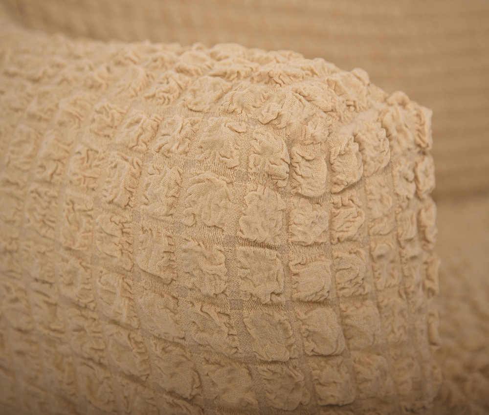 Комплект чехлов на трехместный диван и кресла с оборкой, цвет Медовый