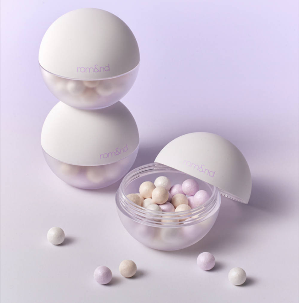 Rom&Nd Sheer Powder Pearls 01 Gleamy Veil мерцающая пудра-вуаль в шариках