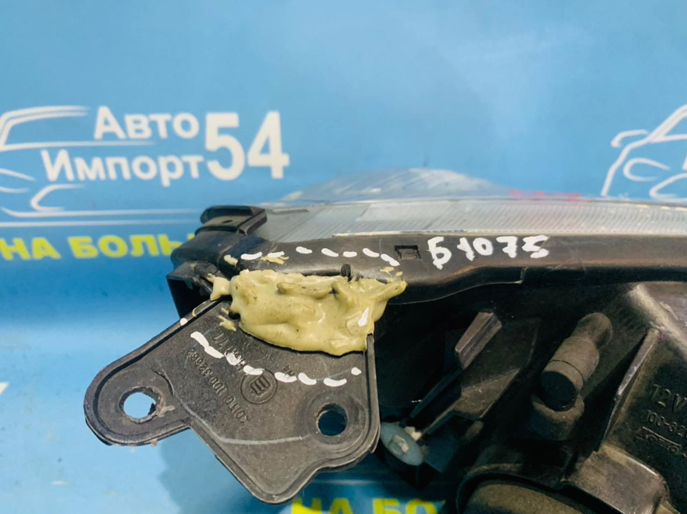Фара передняя левая SUZUKI AERIO 2001-2003
