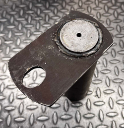 Палец YA40040758