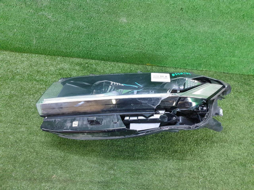 Битая Фара левая VW Touareg 3 (2018-н.в.) LED