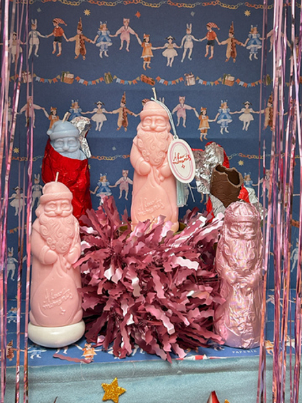 Новогодняя свеча "Шоколадный Дед Мороз"