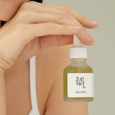 Антиоксидантная успокаивающая сыворотка BEAUTY OF JOSEON Green Tea & Panthenol Facial Serum