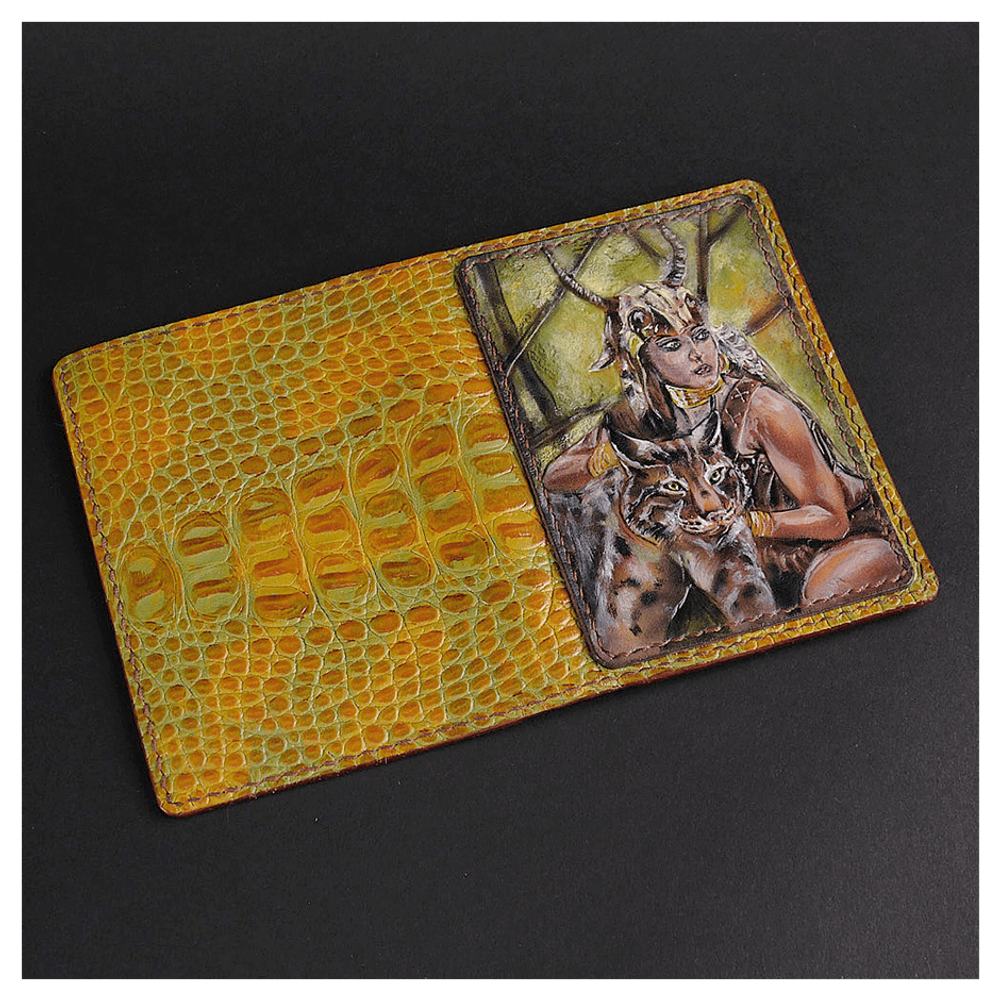 Кожаная обложка на паспорт «Шаманка» (фигура)