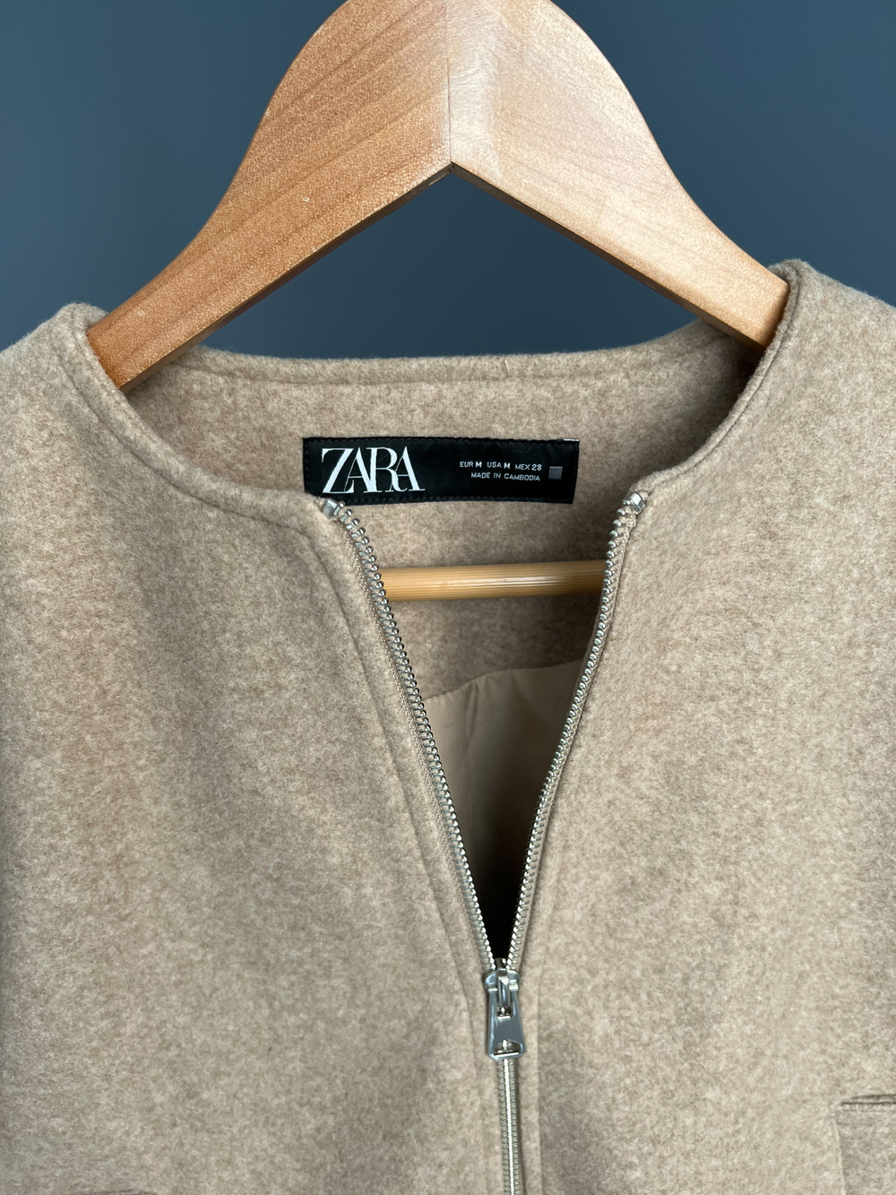 Новая куртка Zara, M