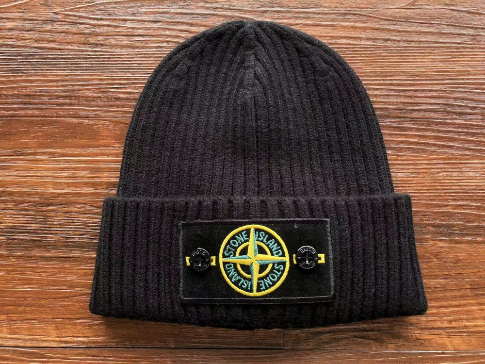 Купить шапку Stone Island