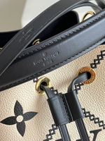 Louis Vuitton NeoNoe BB