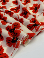 Шелк креп песочный с красными цветами