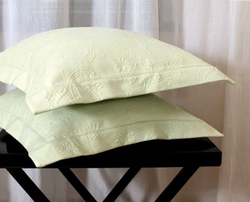 Элитная наволочка декоративная Country с мережкой зелёная от Luxberry