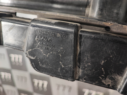 Жалюзи радиатора Volvo XC60 2 17-нв Б/У Оригинал 31425365