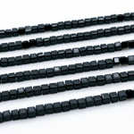 Бусина Куб, стекло, цвет черный, размер 2,5 мм, цена нить 38 см