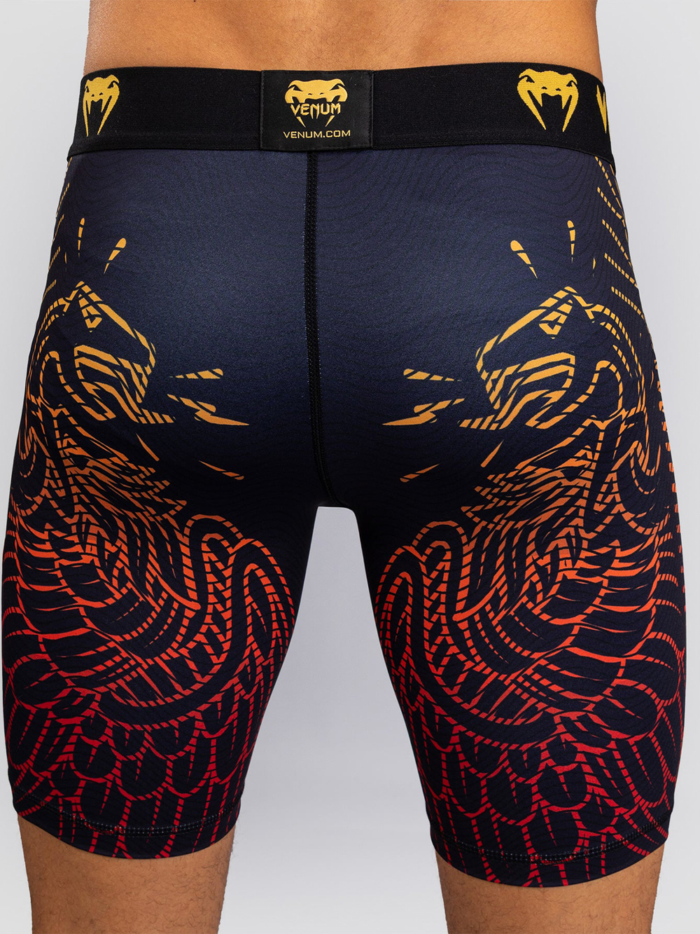 Шорты компрессионные Venum Quetzal Fury Black/Fury Red/Tangerine
