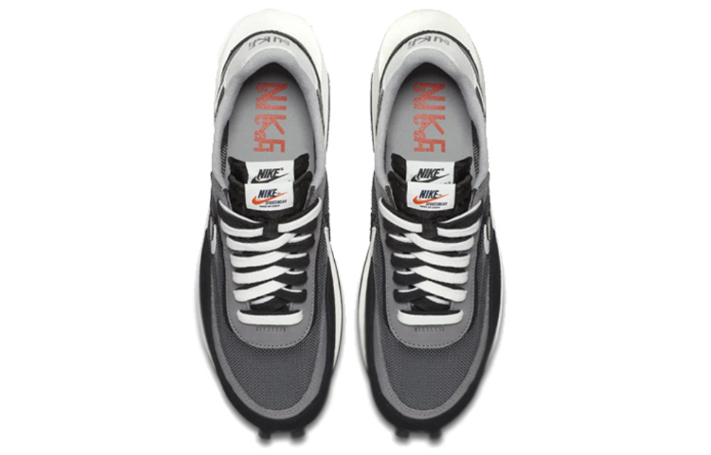 Кроссовки Sacai X Nike Waffle