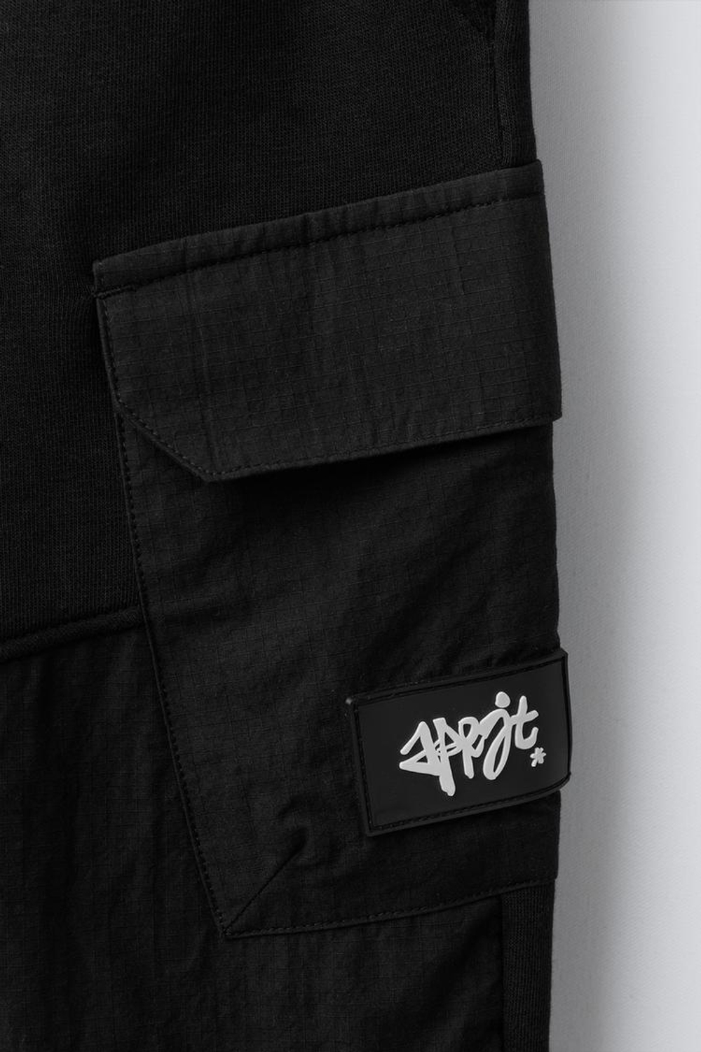 ZARA КОМБИНИРОВАННЫЕ БРЮКИ-ДЖОГГЕРЫ, ЧЕРНЫЙ