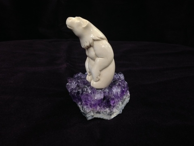 Белый медведь