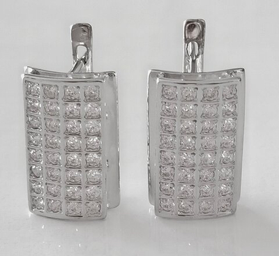 Ювелирные серьги из серебра Эстерелла