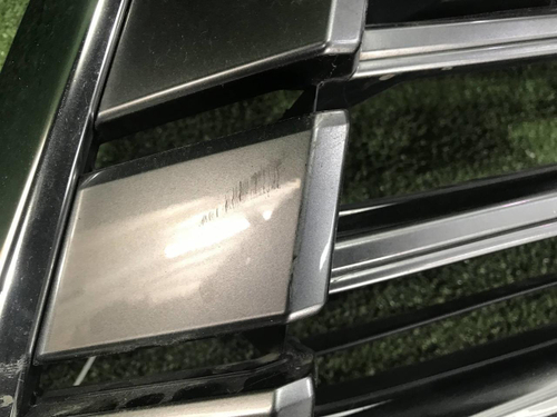 Решетка радиатора Lexus LX 3 (2015-2023)
