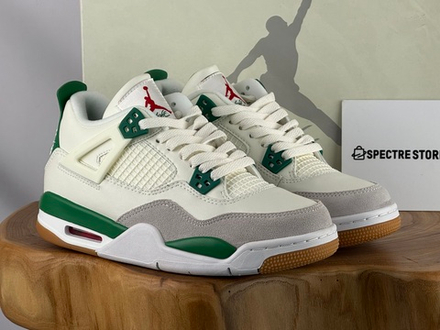 Nike SB x Air Jordan 4 SP Pine Green