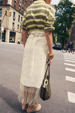 ZARA НАБОР ИЗ ПЯТИ ЭЛАСТИЧНЫХ БРАСЛЕТОВ С МЕТАЛЛИЧЕСКИМИ ЭЛЕМЕНТАМИ, ЗОЛОТИСТЫЙ