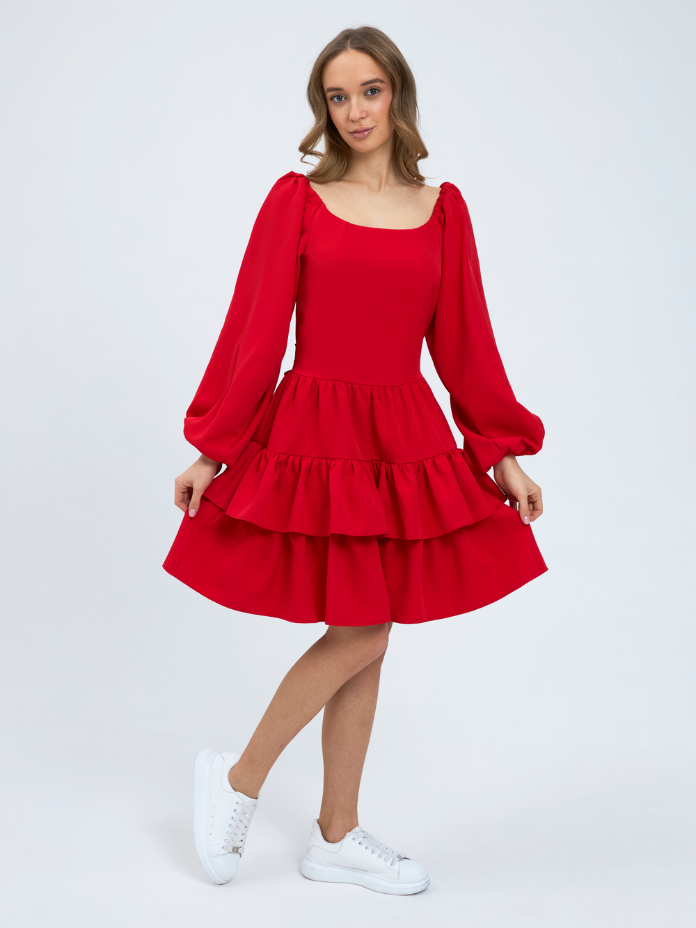 Платье праздничное ярусное с воланами для девочки красное