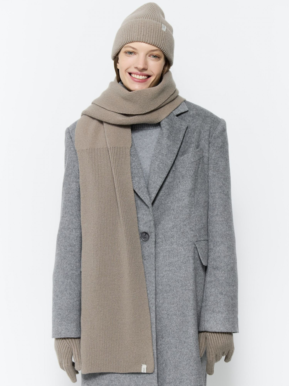 Шарф из объемной шерсти