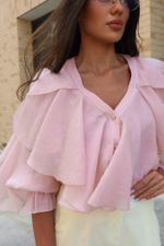 Блуза с рюшами в стиле бохо