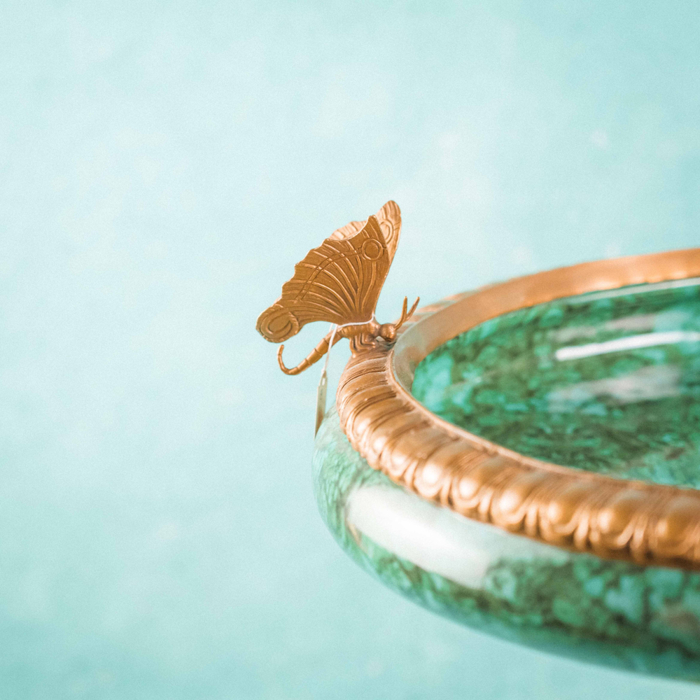 Ваза в дворцовом стиле