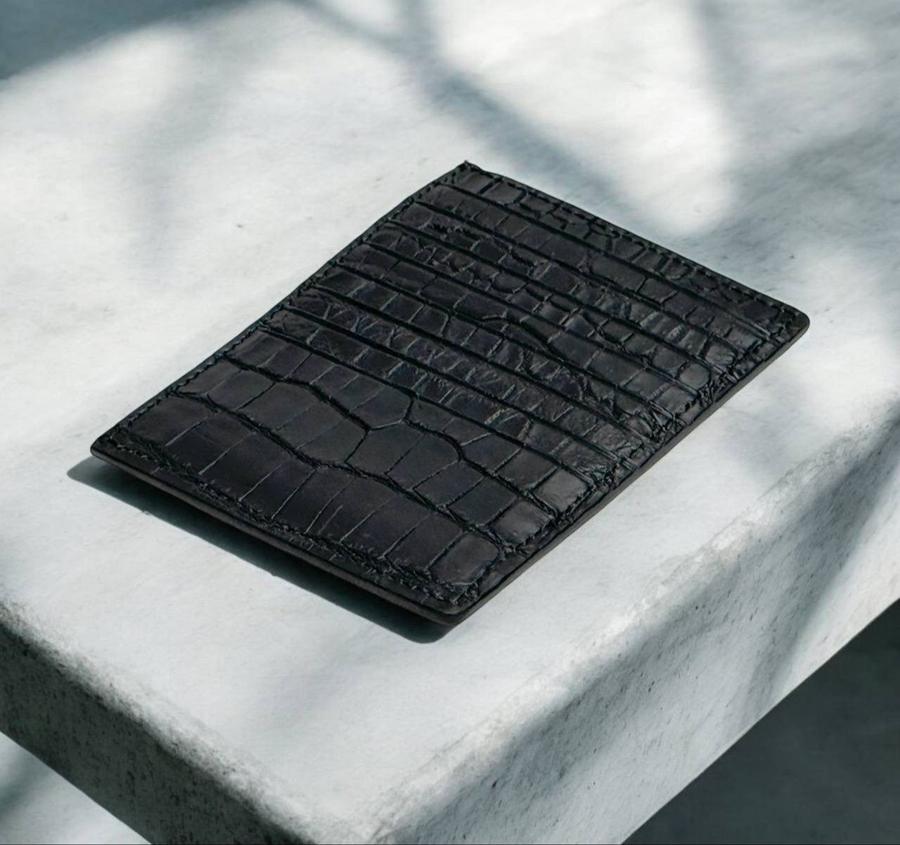 Картхолдер Bottega Veneta из кожи крокодила
