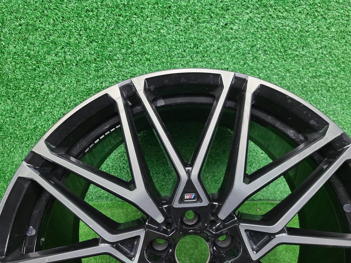 Диск литой R21 BMW X5M F95 (19-нв) 818 стиль перед