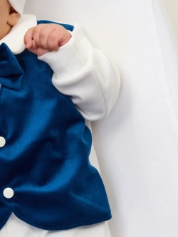 Конверт на выписку весна